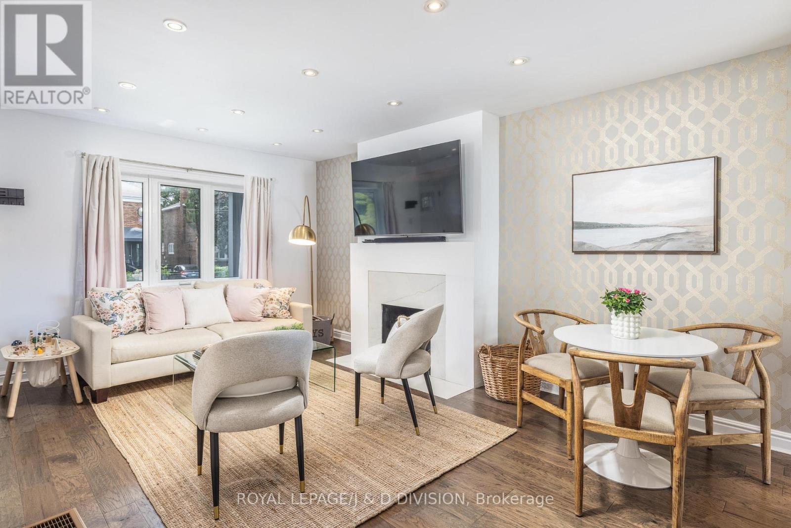 6 LANKIN BOULEVARD - 14