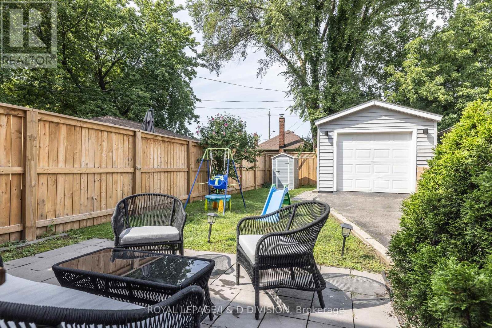 6 LANKIN BOULEVARD - 20