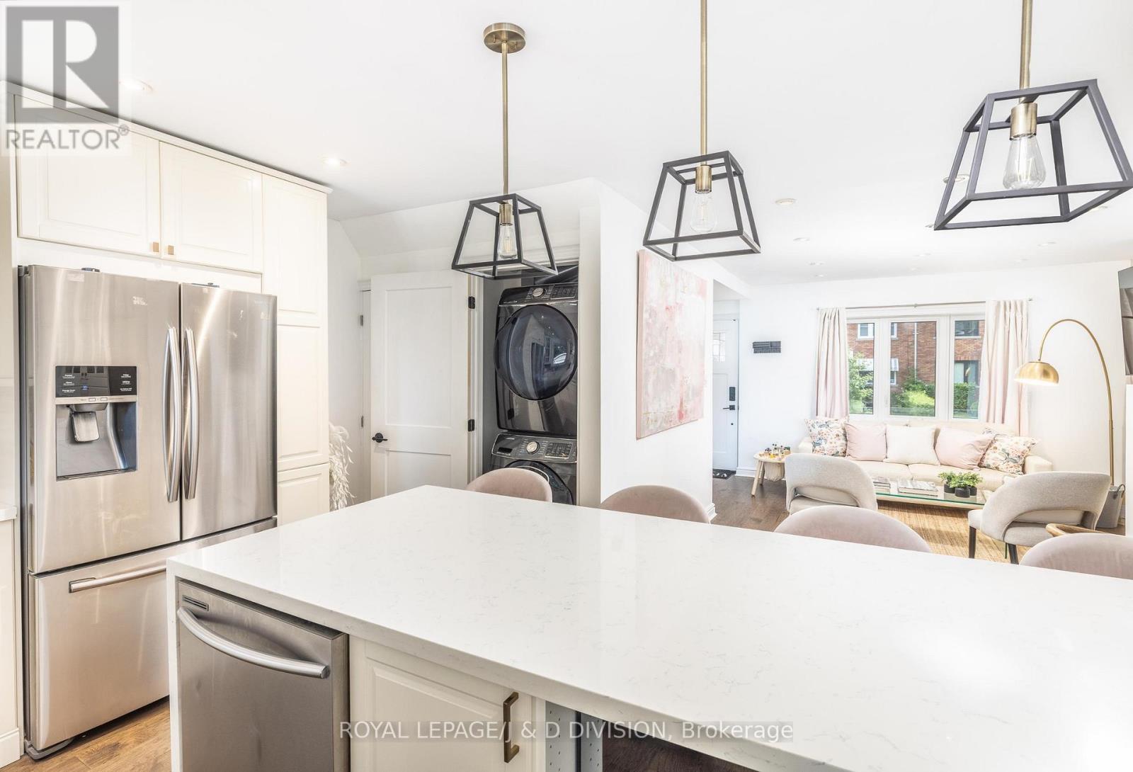 6 LANKIN BOULEVARD - 26