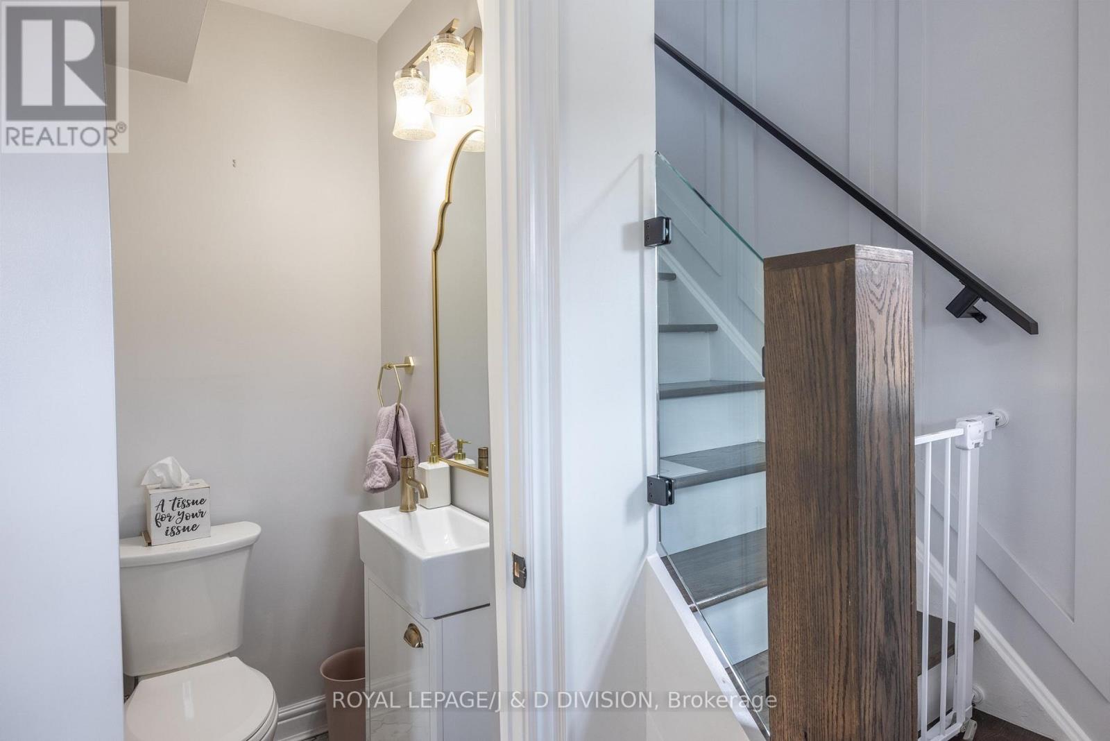 6 LANKIN BOULEVARD - Image 30