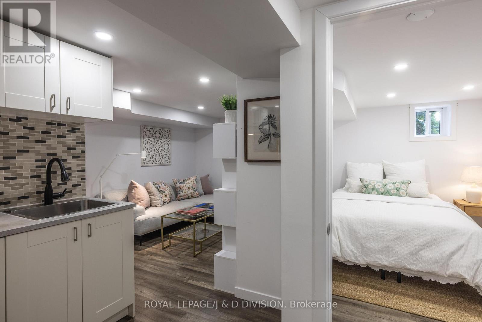 6 LANKIN BOULEVARD - Image 41