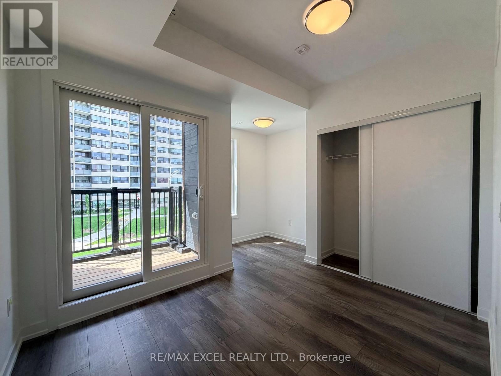 #5 3069 PHARMACY AVENUE - Image 28