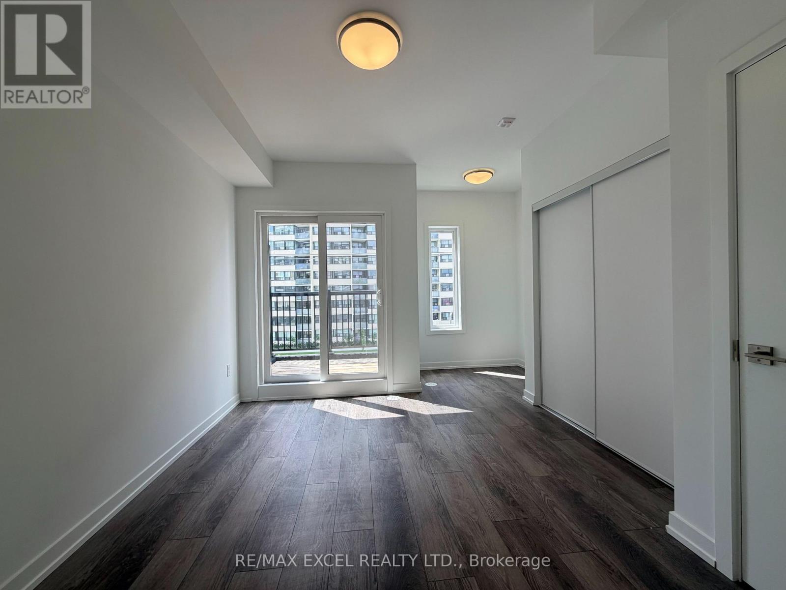 #5 3069 PHARMACY AVENUE - Image 36