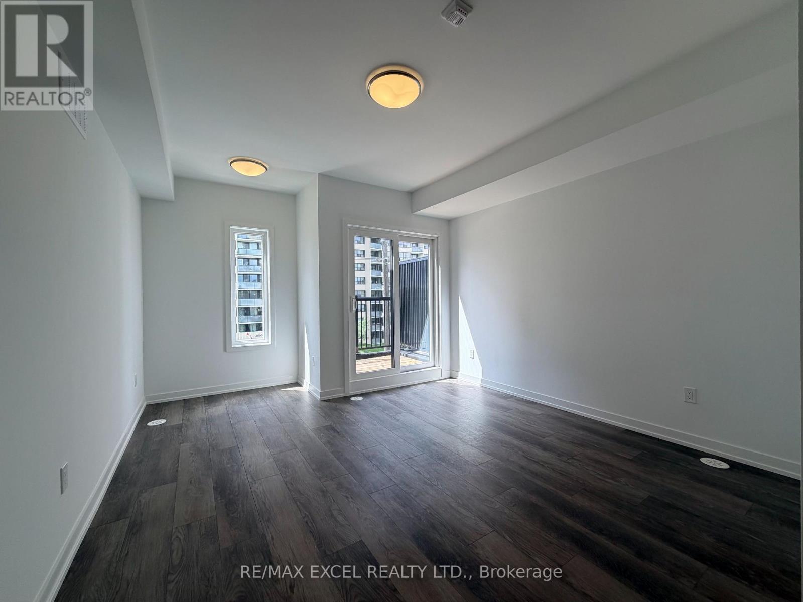 #5 3069 PHARMACY AVENUE - Image 44