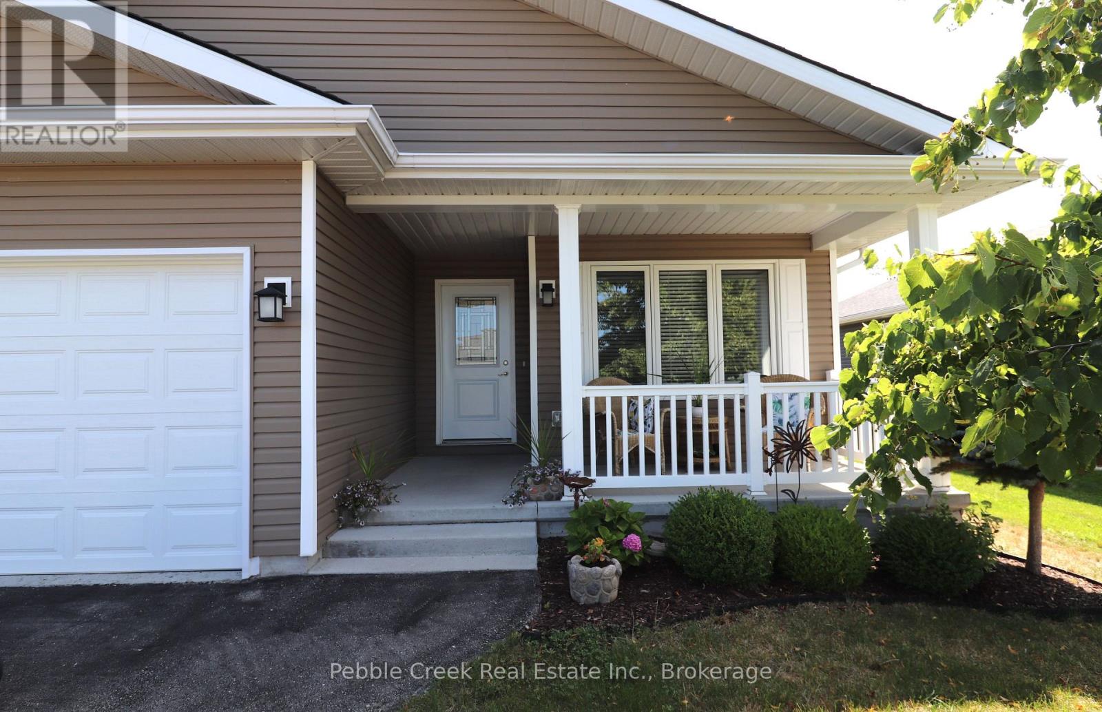 20 HURON HEIGHTS DRIVE - 2
