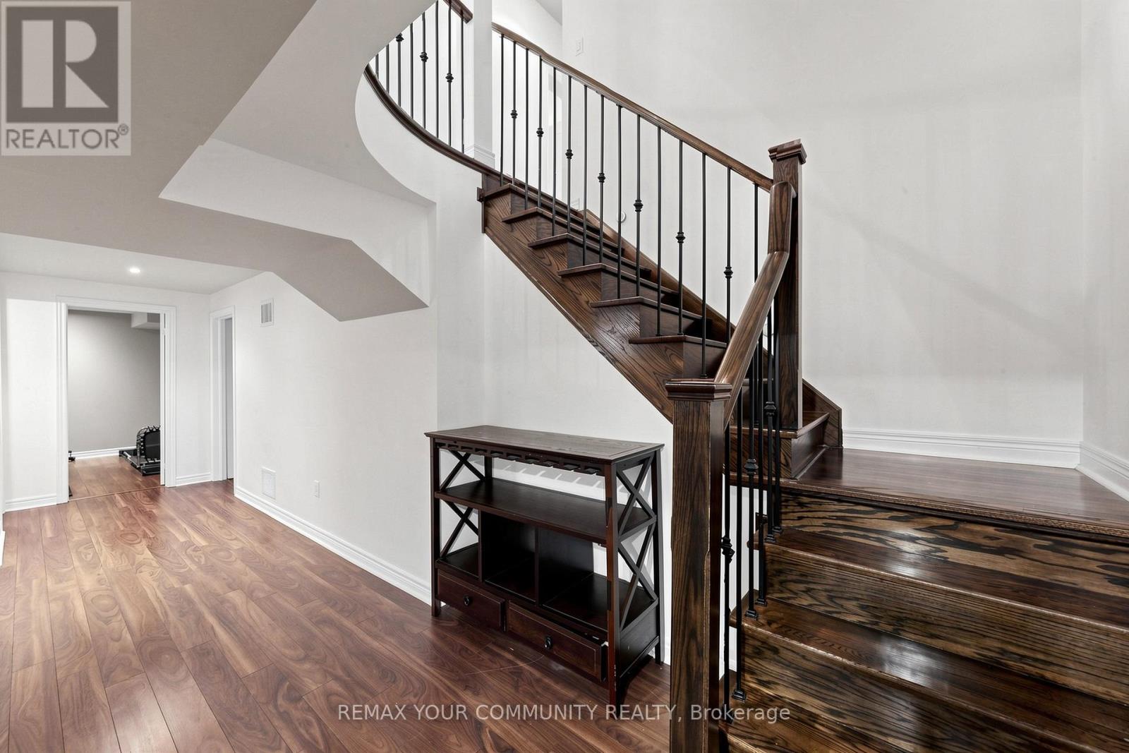 67 SAND VALLEY STREET - Image 37