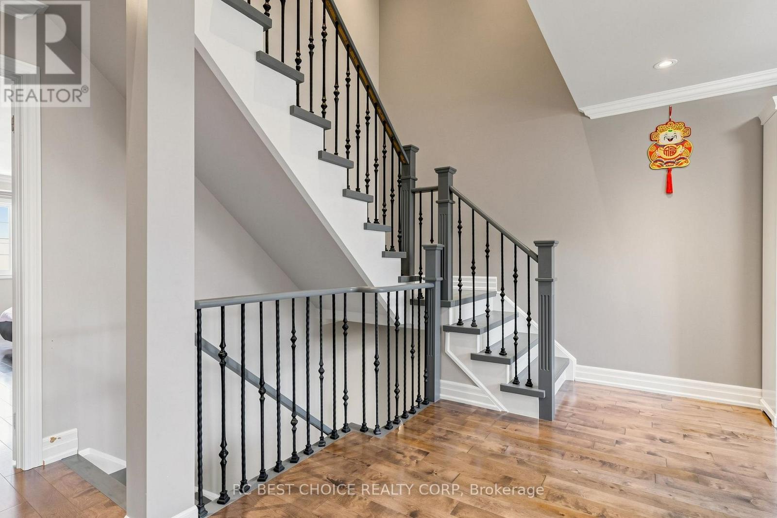 18 CHAUNCEY COURT - 36