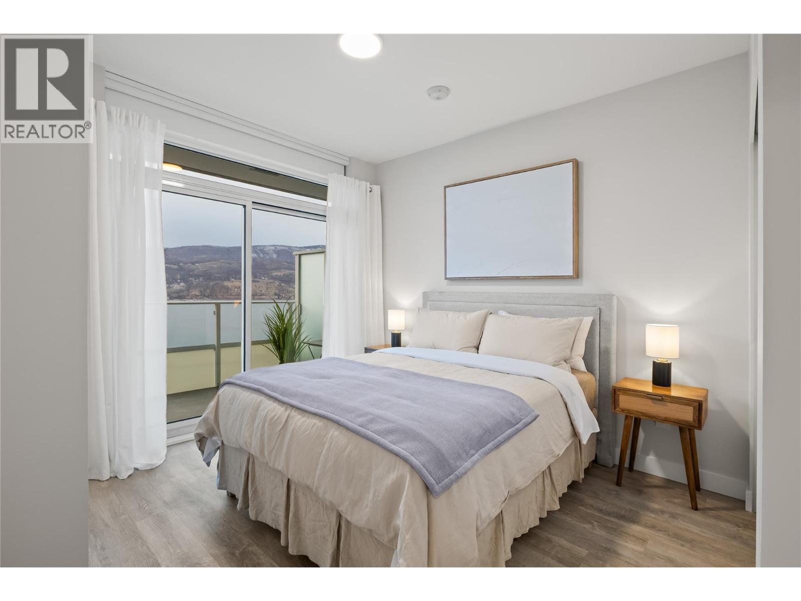 2007 238 Leon Avenue, Kelowna