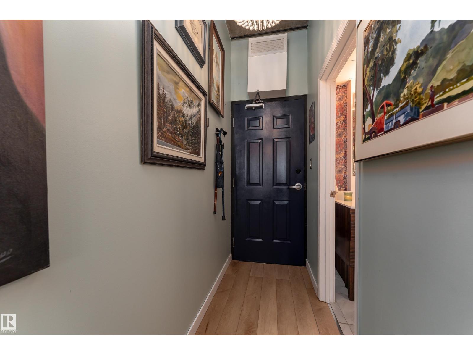 #913 10024 JASPER AV NW - 10