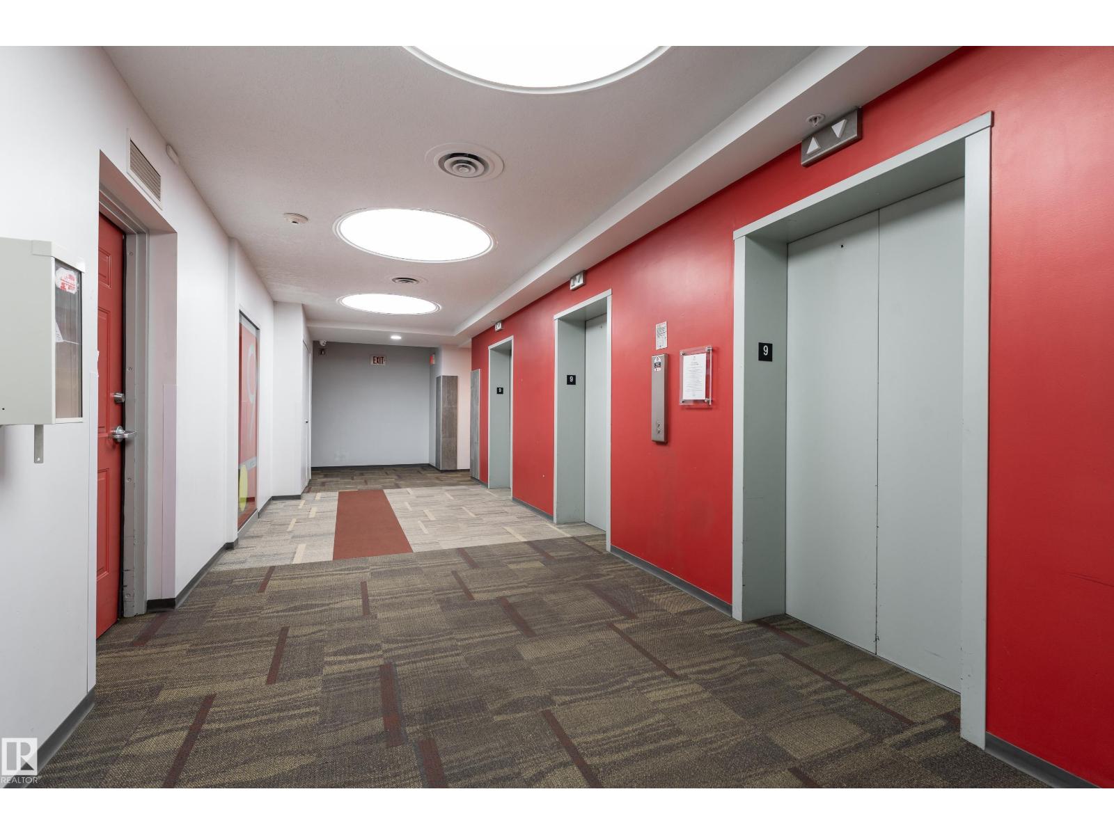 #913 10024 JASPER AV NW - 11
