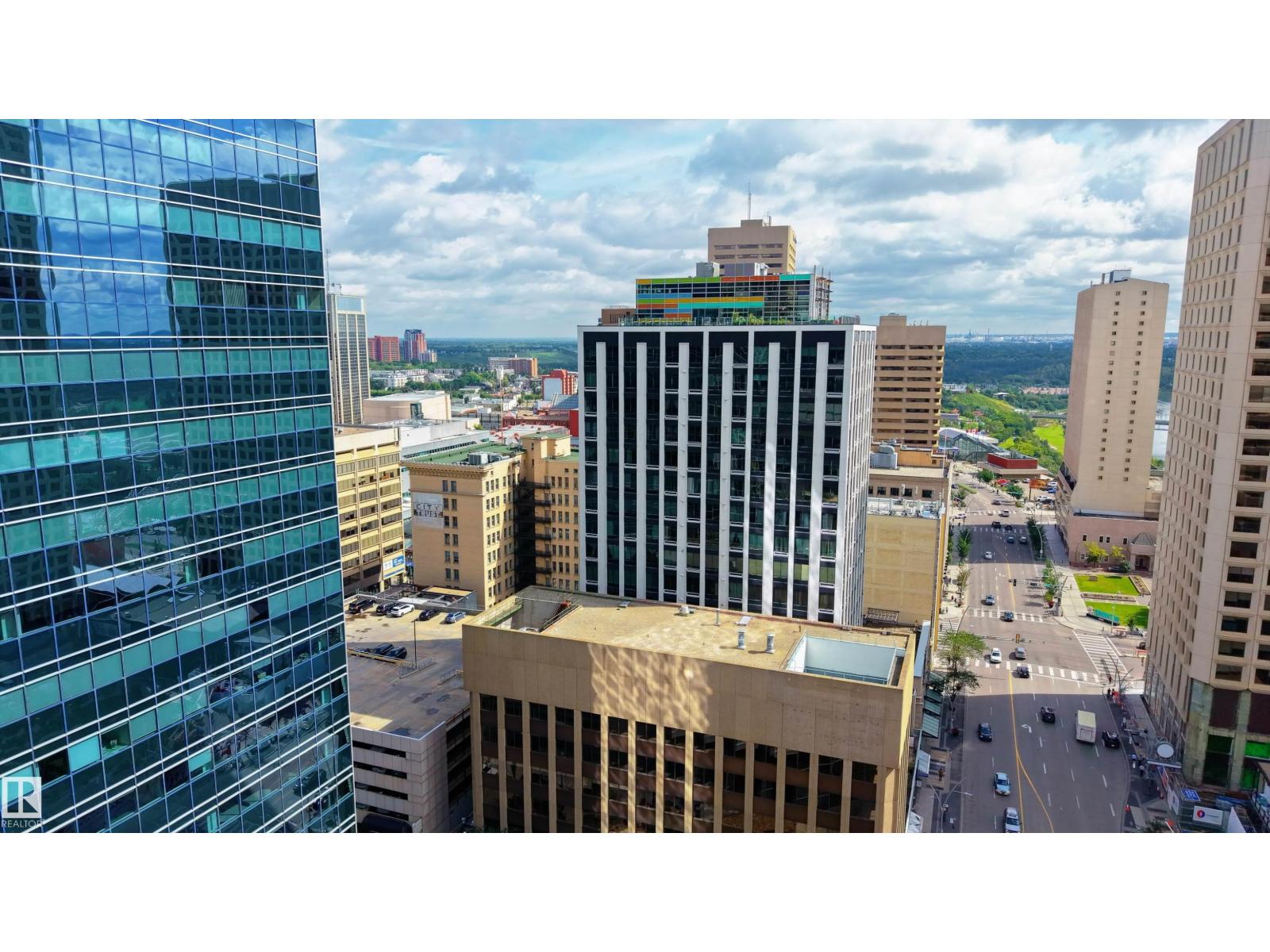 #913 10024 JASPER AV NW - 19