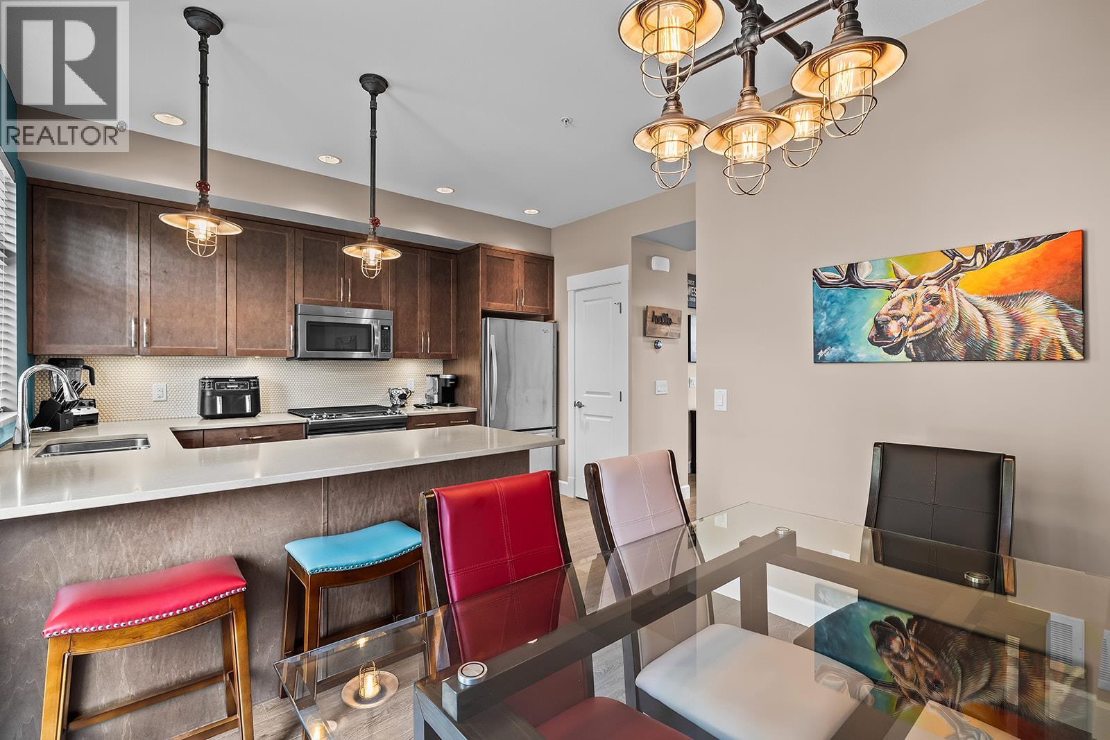 12905 Lake Hill Lane - Image 11