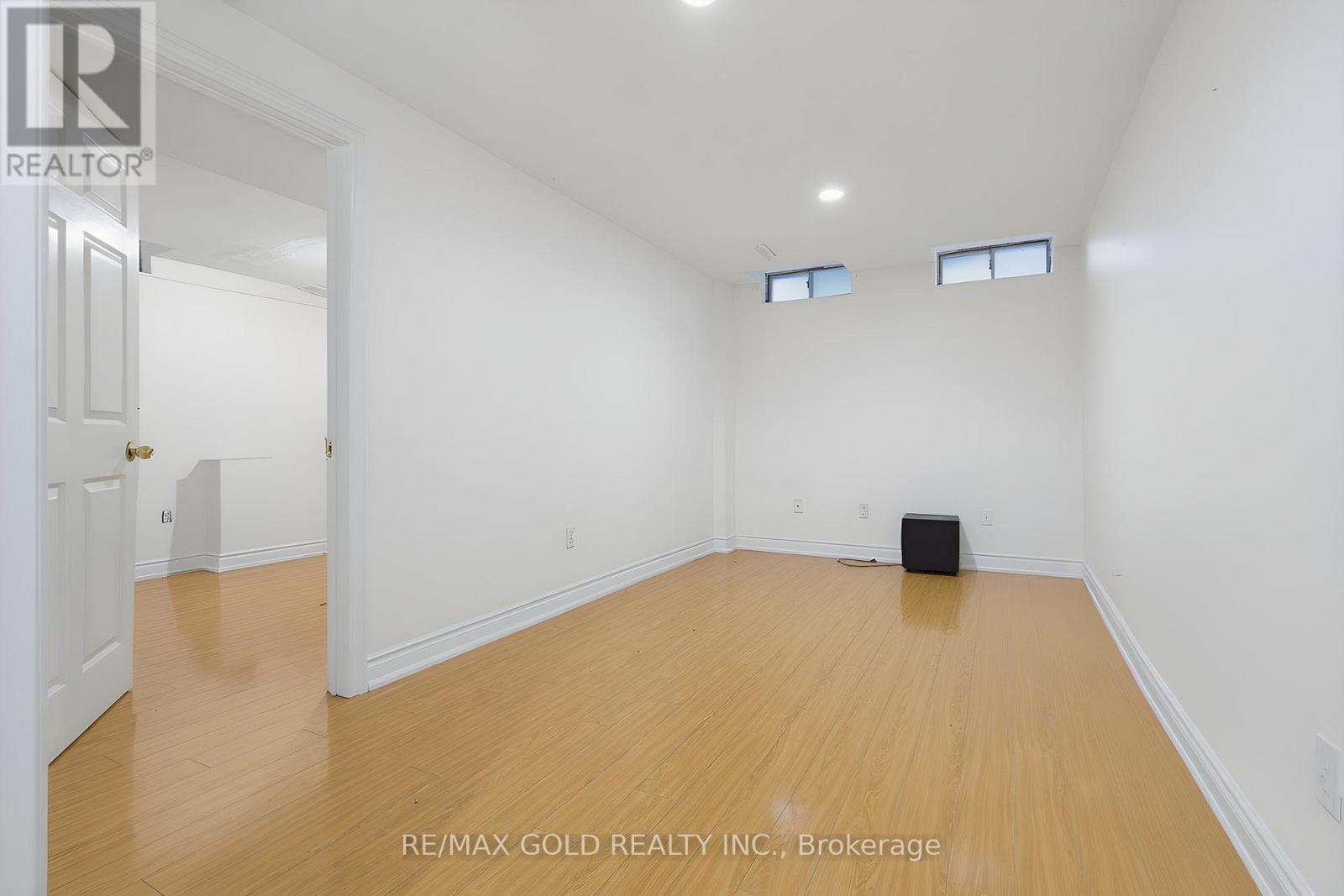 51 ALASKAN SUMMIT COURT - 26