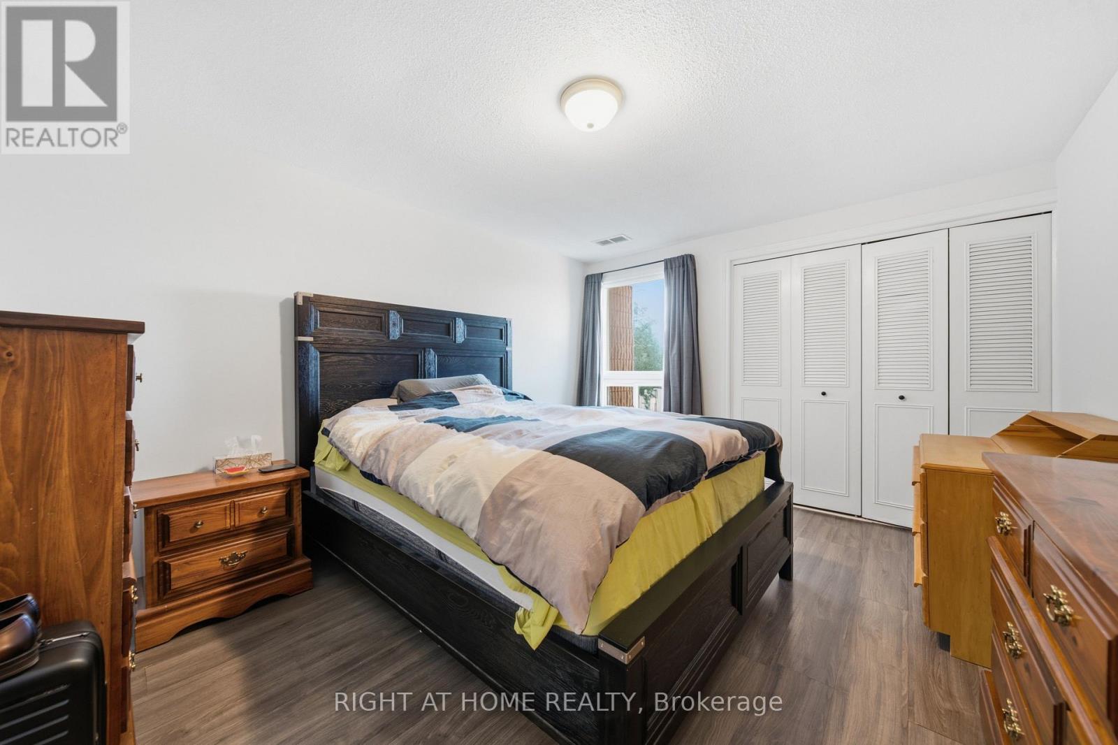 #19 65 GLAMIS ROAD - 17