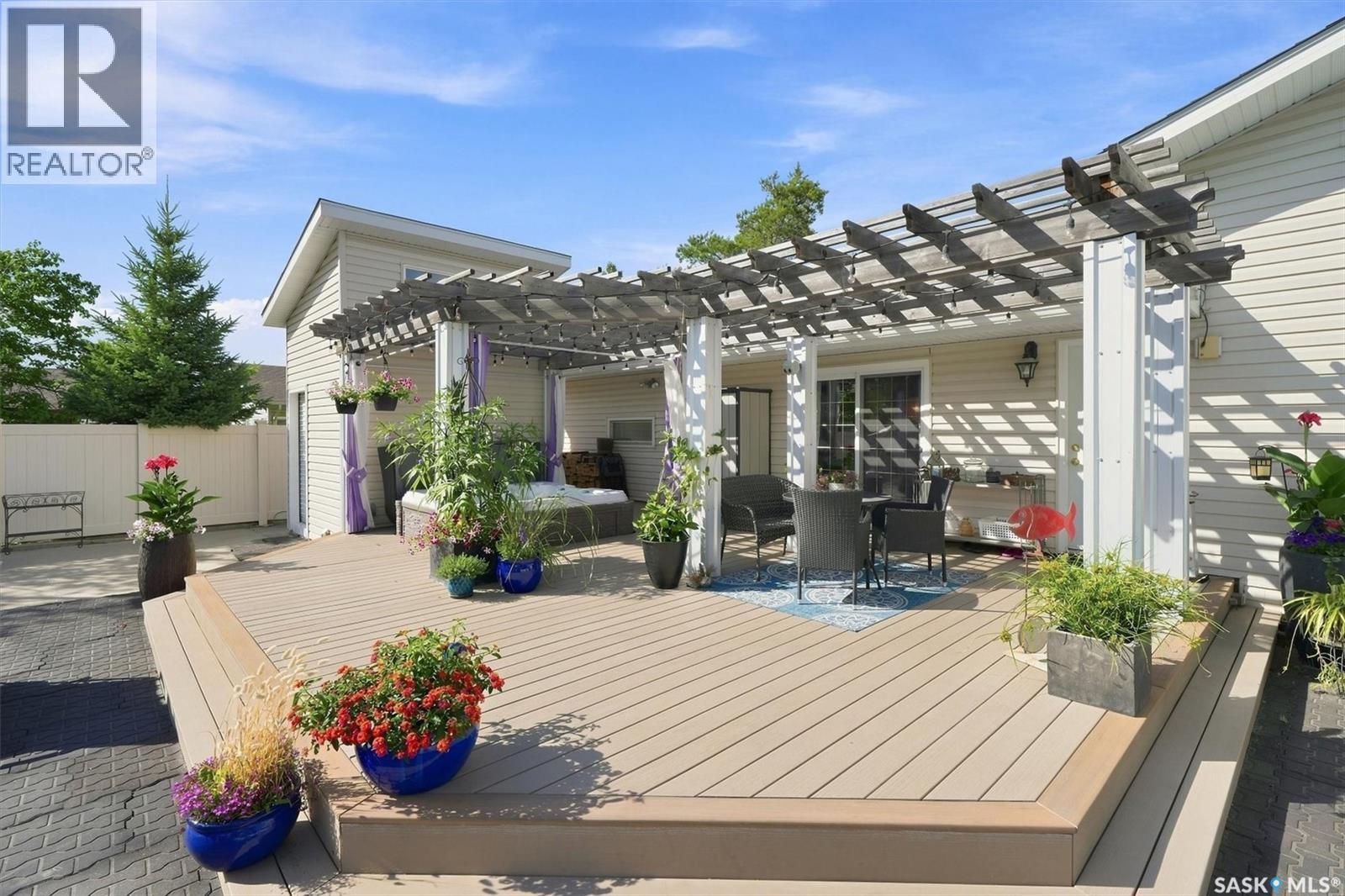 273 Carleton DRIVE - 51
