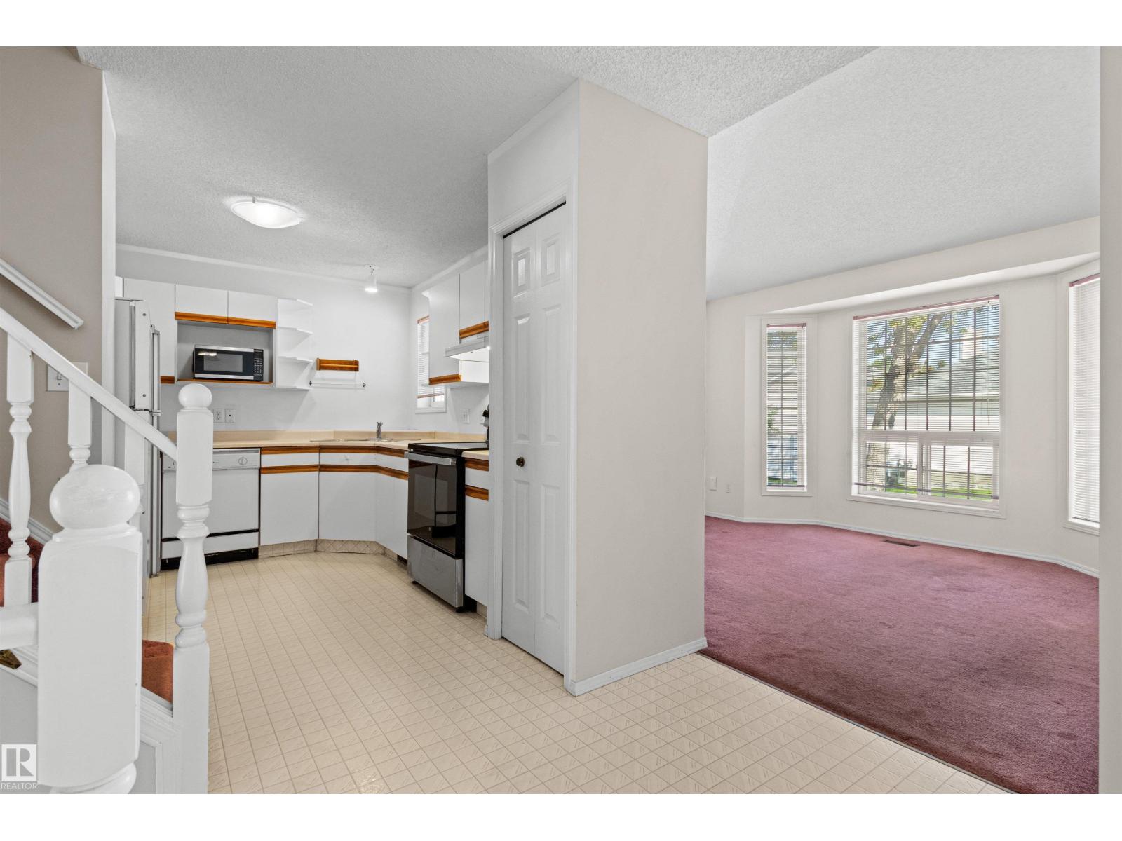 #12 3311 58 ST NW - Image 11