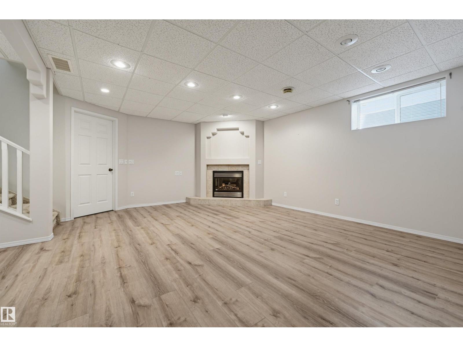 #15 600 REGENCY DR - Image 29