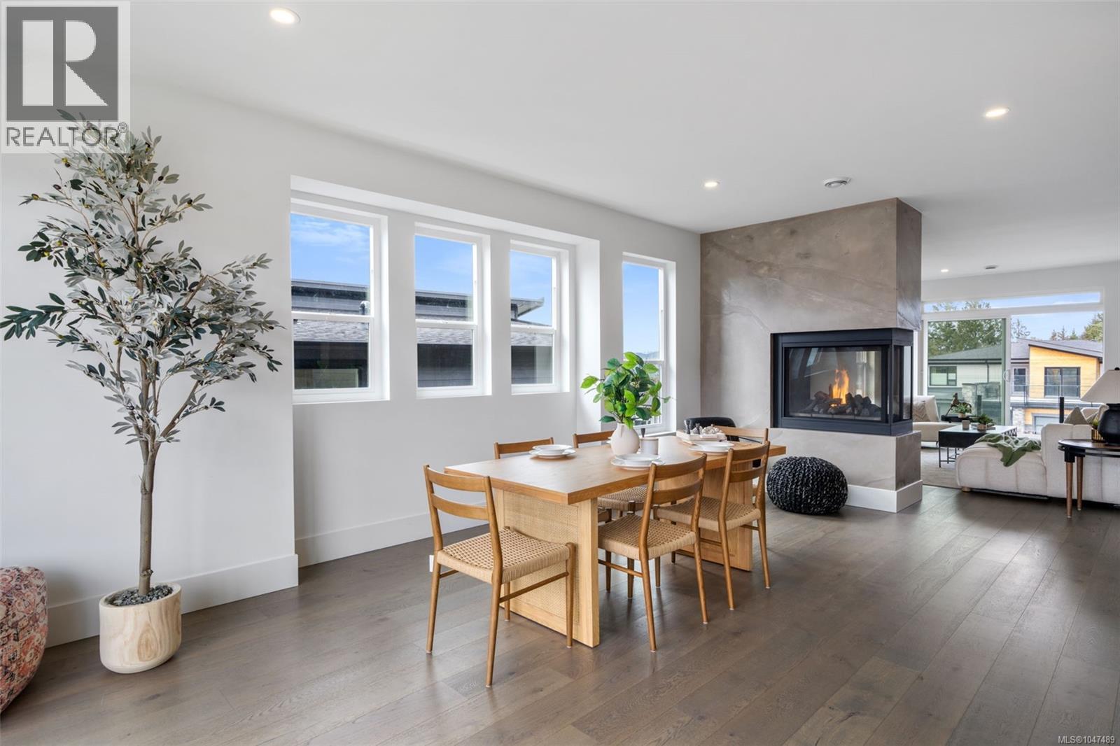 1221 Viewtop Rd - Image 23