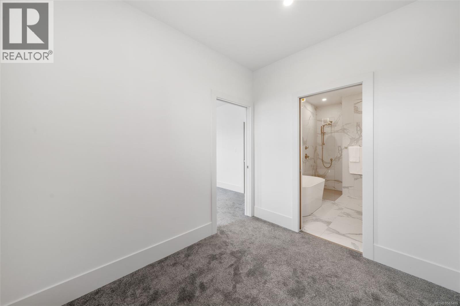1221 Viewtop Rd - 43