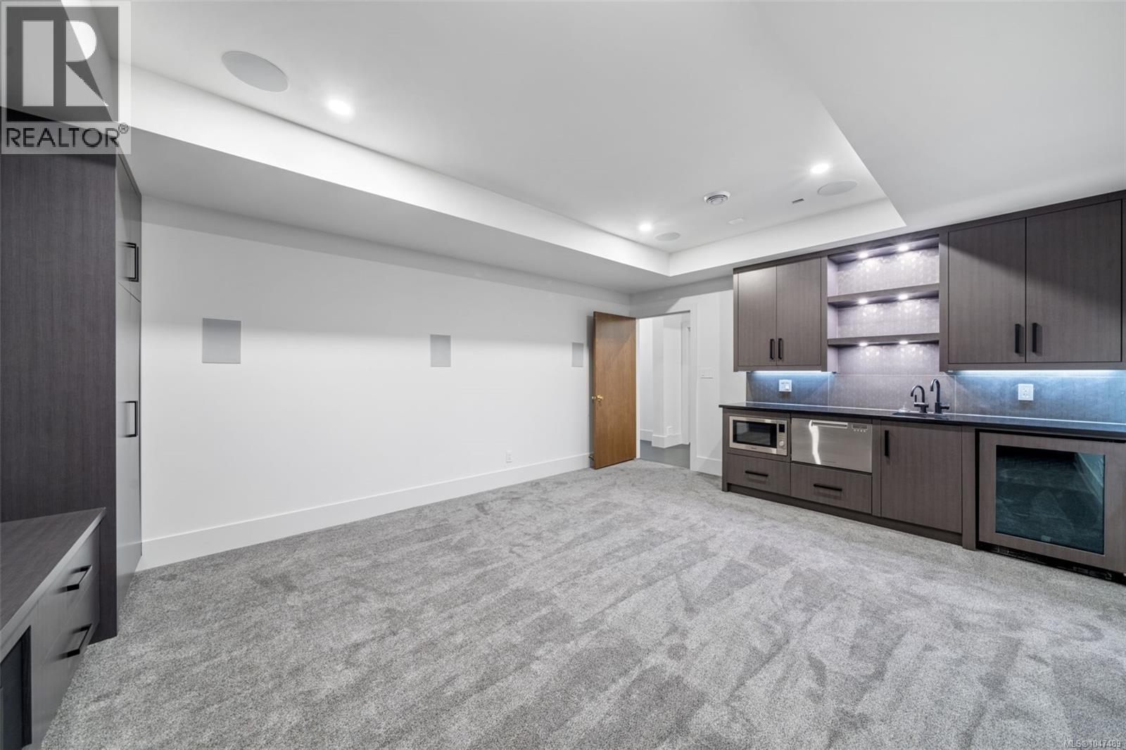 1221 Viewtop Rd - 5