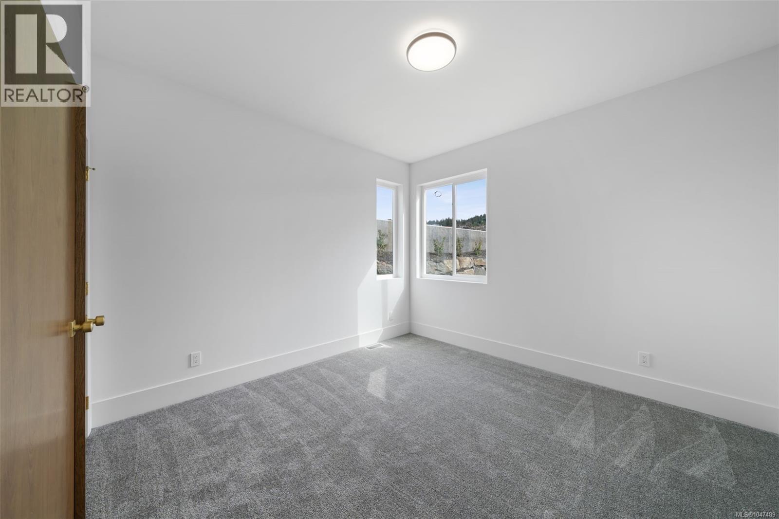 1221 Viewtop Rd - Image 50