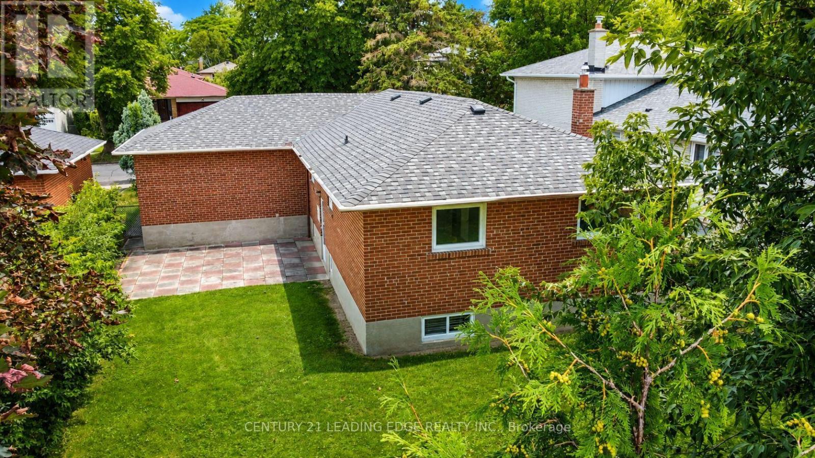 46 ADAMEDE CRESCENT - Image 34