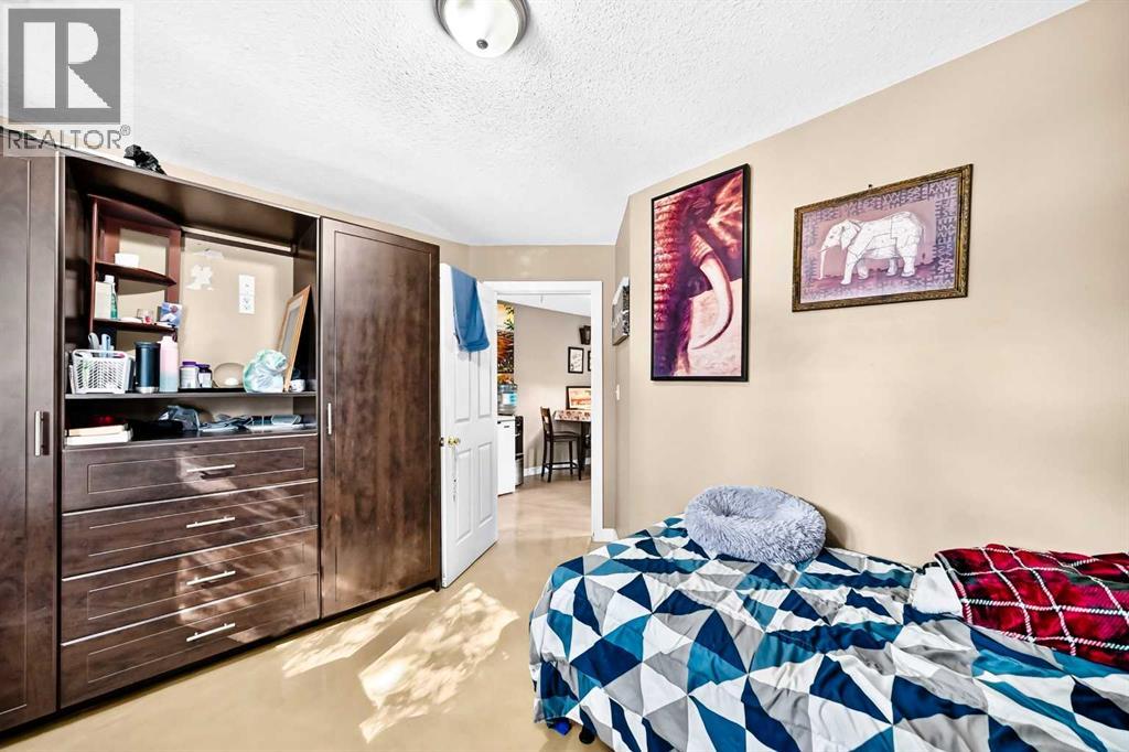 7616 23 Street SE - 14