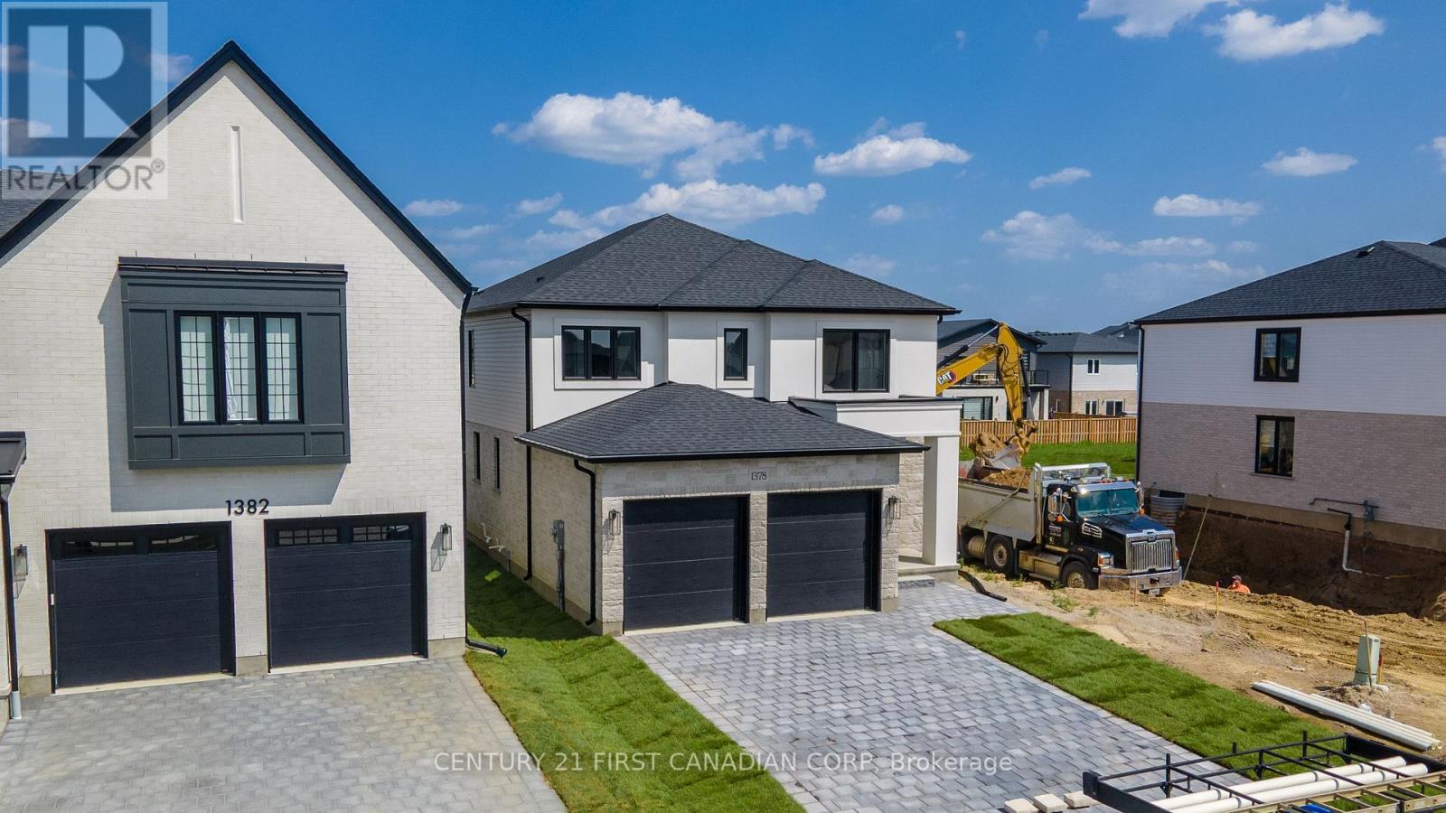 1378 SHIELDS PLACE - 2