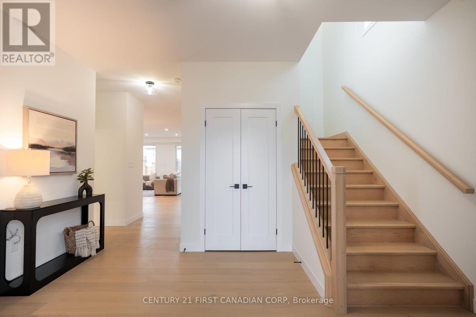 1378 SHIELDS PLACE - Image 5