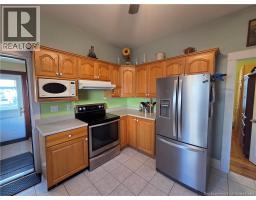 Kitchen - 135 Dufferin, Moncton, NB E1C1Z2 Photo 17