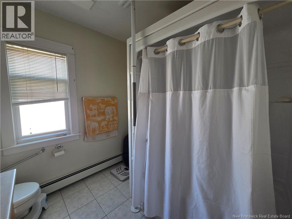 135 Dufferin - Image 25