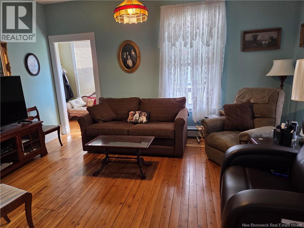 135 Dufferin - Image 15