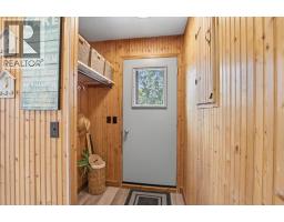 56 Lakeview Avenue, Gull Lake, AB T0C0J0 Photo 10