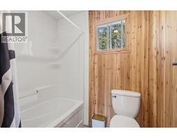 56 Lakeview Avenue, Gull Lake, AB T0C0J0 Photo 21