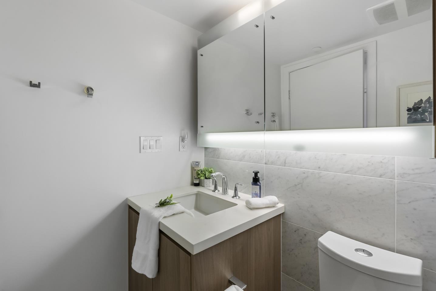 3908 13696 100 AVENUE, Surrey