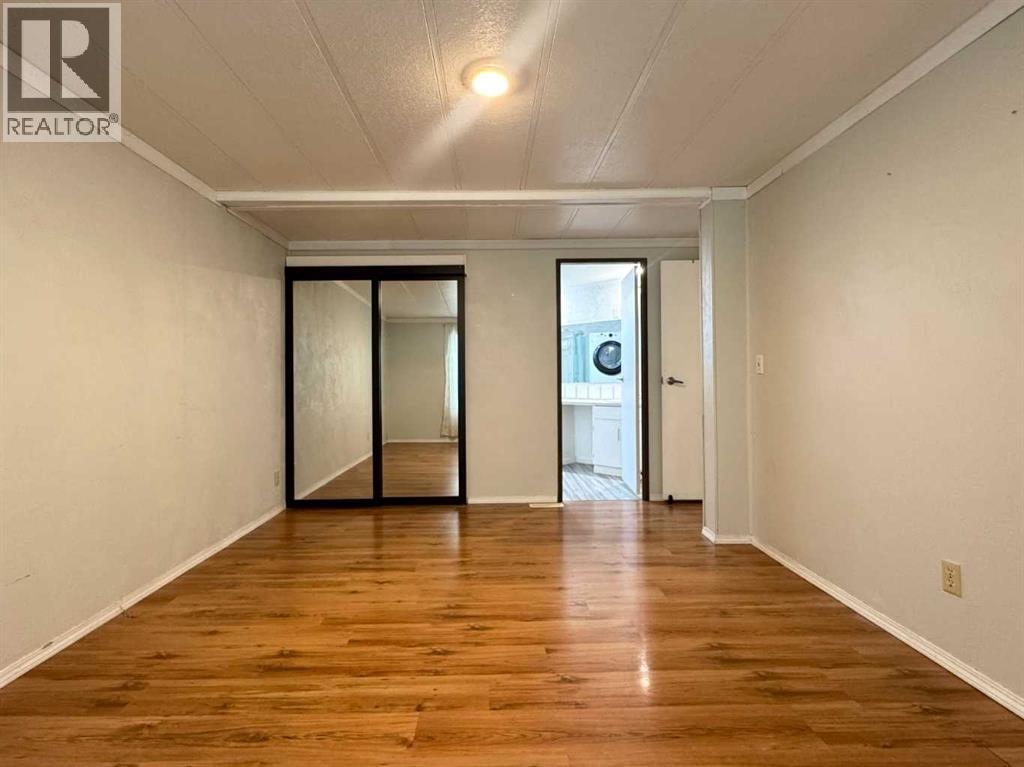 14 Dalhousie Court W - 24