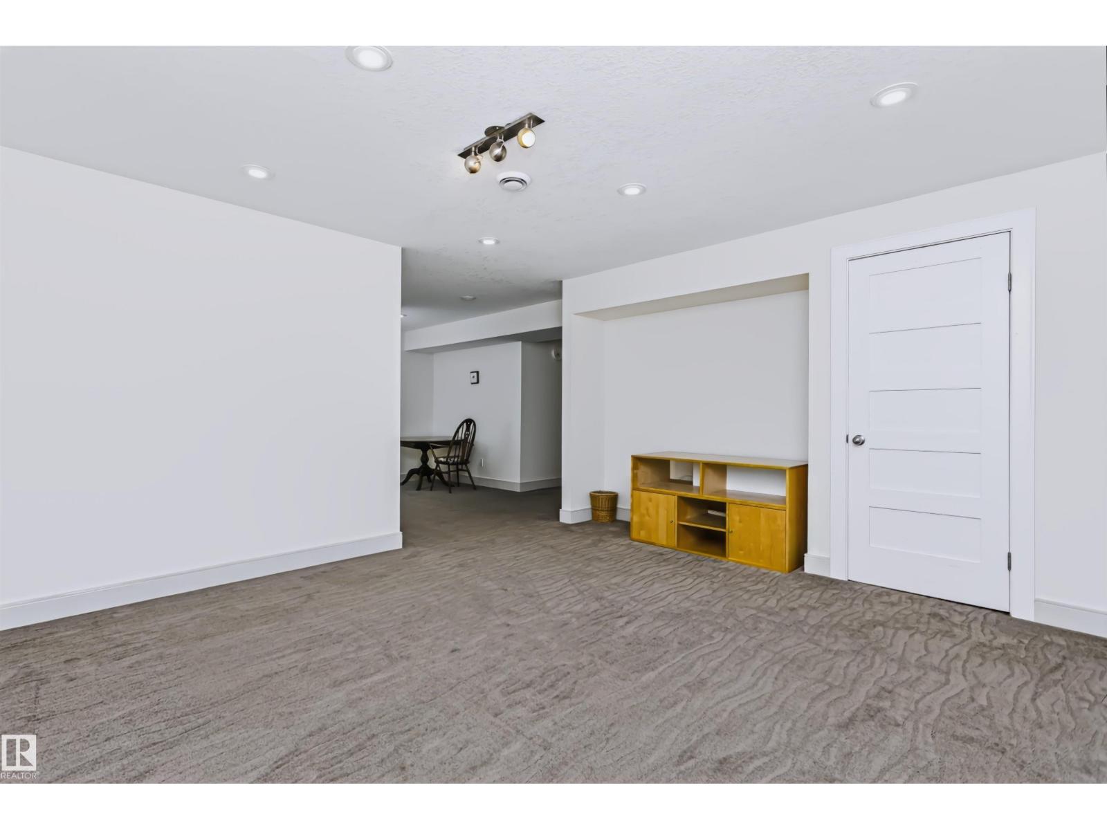 1720 ROBERTSON PL SW - Image 37