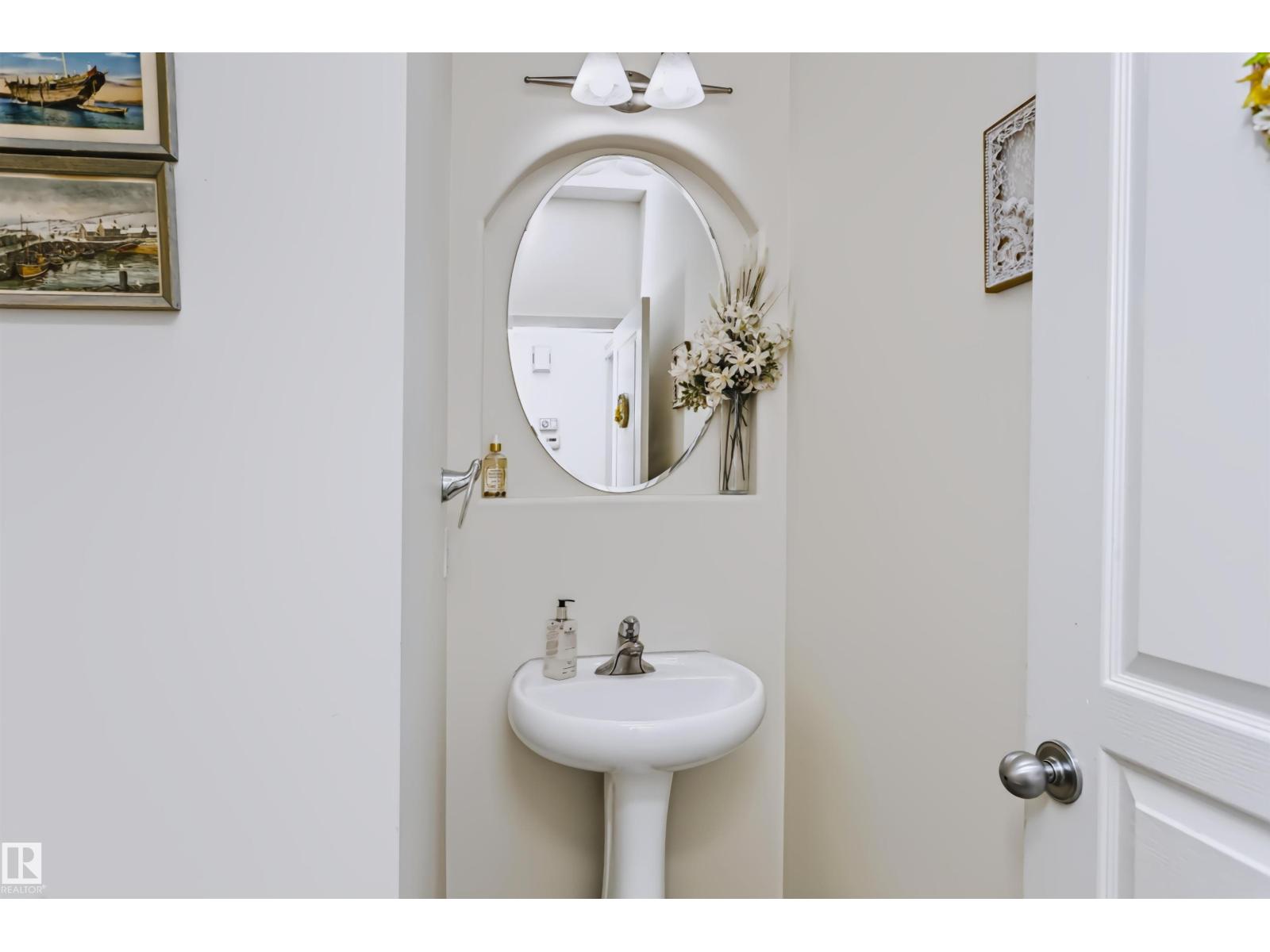 1720 ROBERTSON PL SW - Image 20