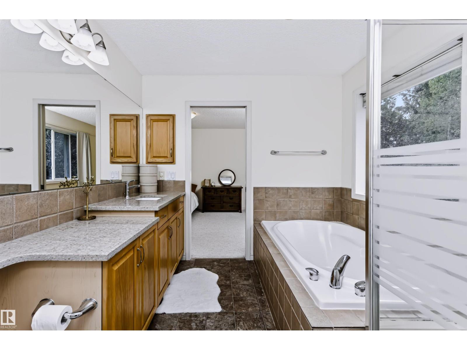 1720 ROBERTSON PL SW - 34
