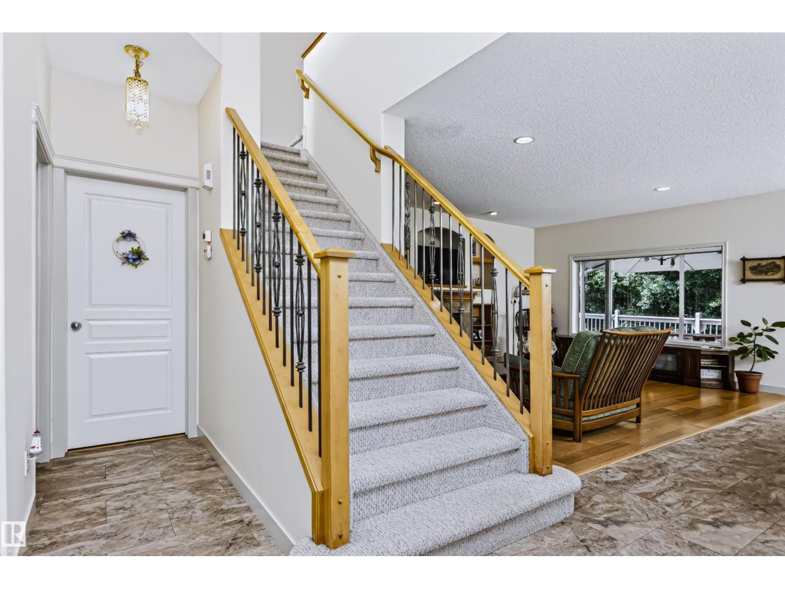 1720 ROBERTSON PL SW - 8