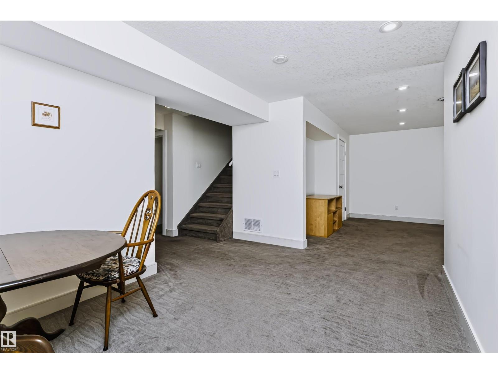 1720 ROBERTSON PL SW - 36
