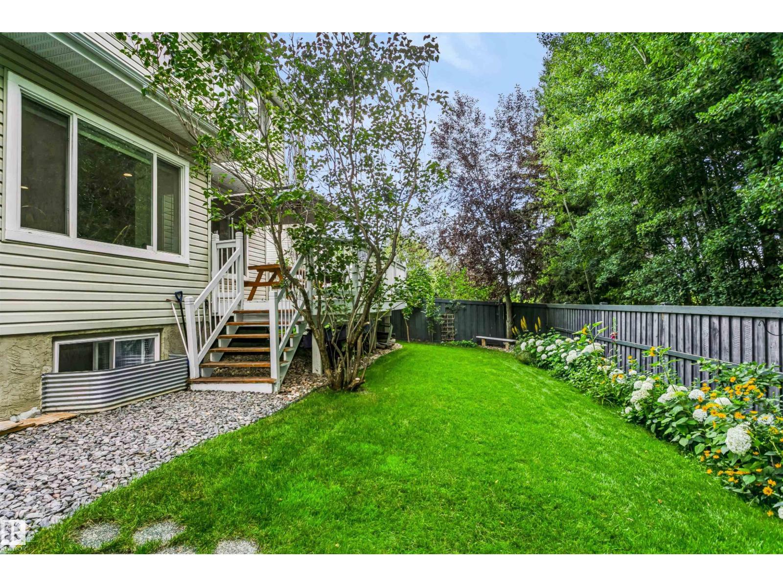 1720 ROBERTSON PL SW - 44