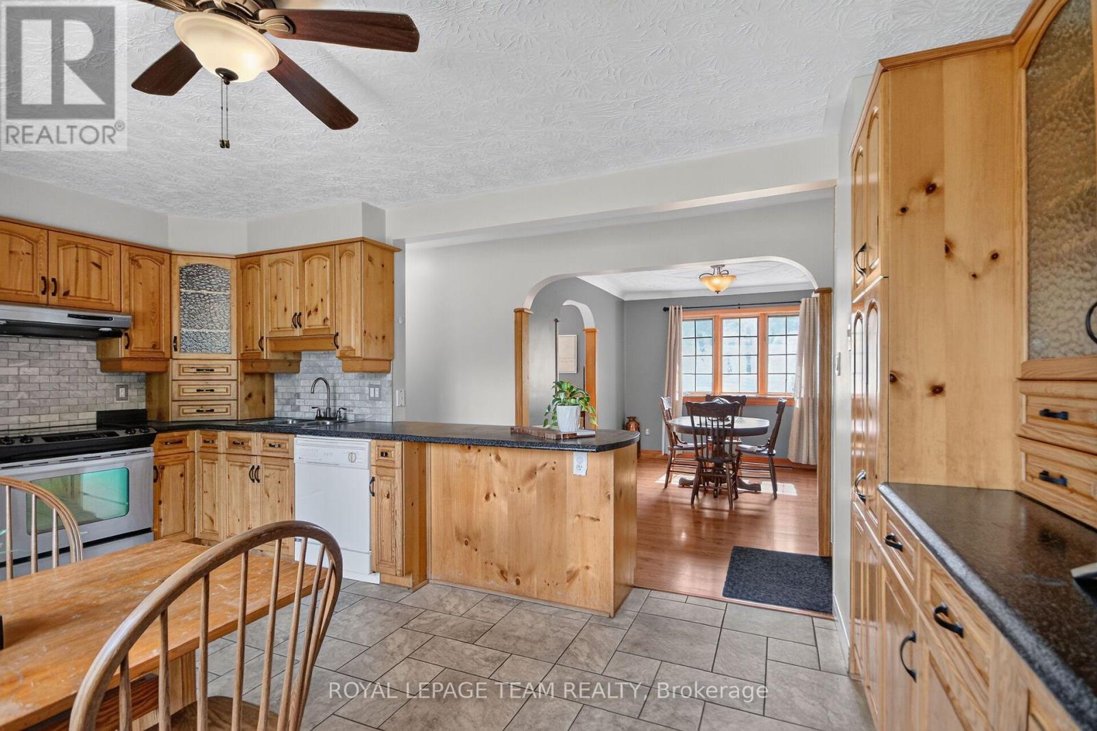 3246 TOLMIES CORNERS ROAD - Image 18
