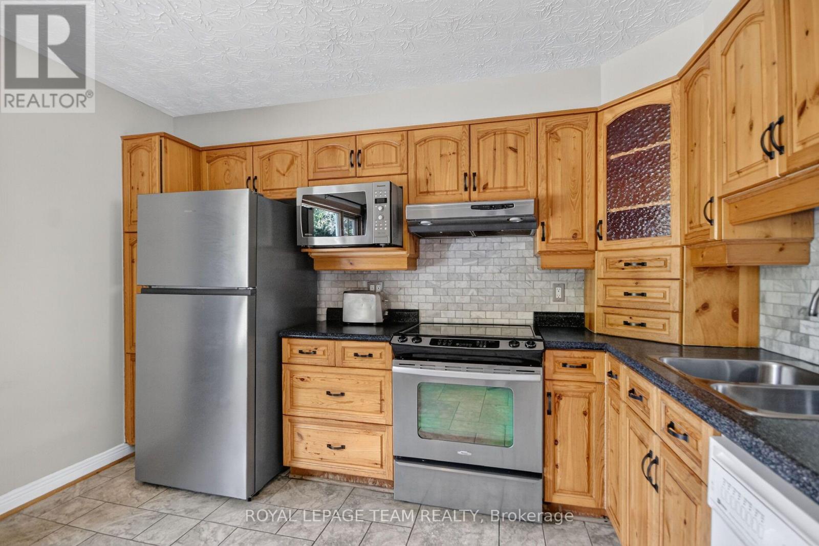 3246 TOLMIES CORNERS ROAD - 19