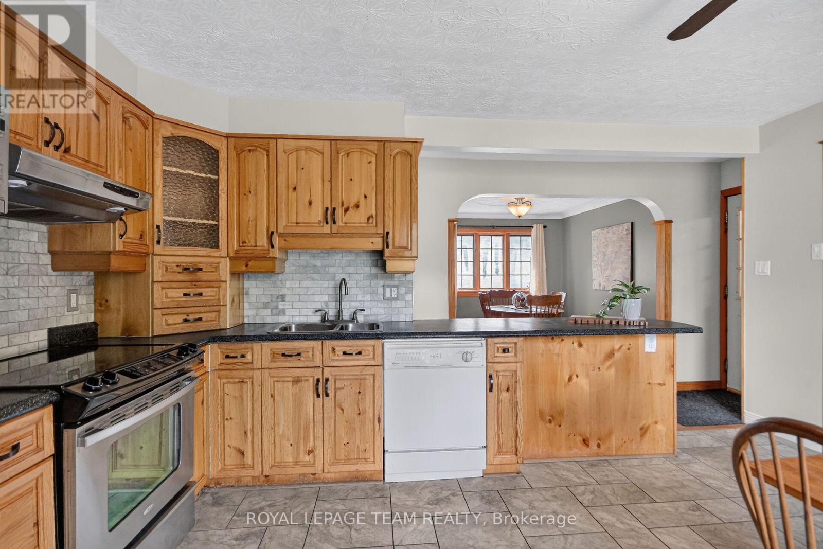 3246 TOLMIES CORNERS ROAD - Image 21