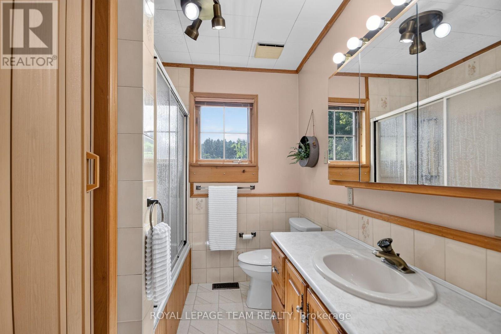 3246 TOLMIES CORNERS ROAD - 27