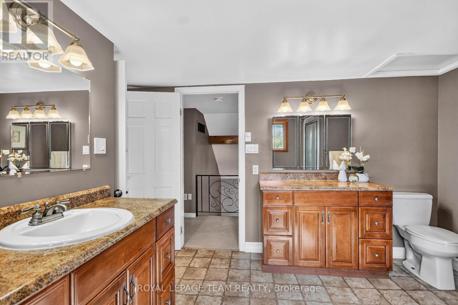 3246 TOLMIES CORNERS ROAD - Image 37