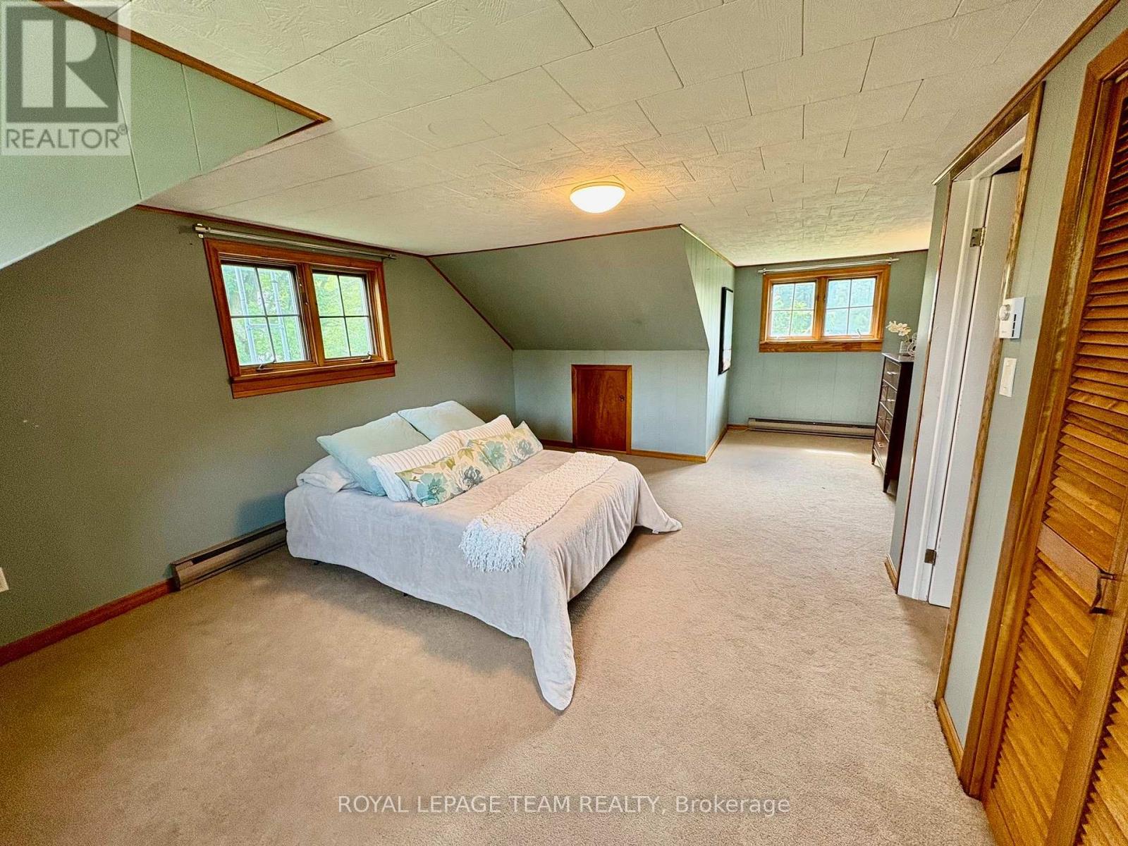 3246 TOLMIES CORNERS ROAD - 38