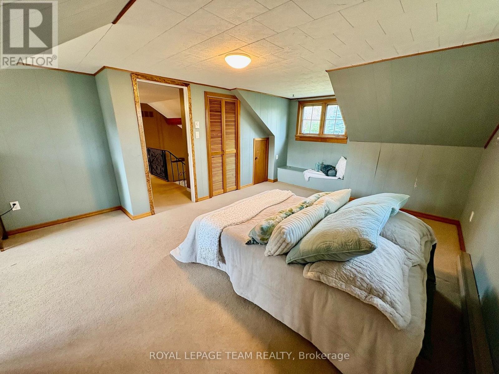 3246 TOLMIES CORNERS ROAD - 39