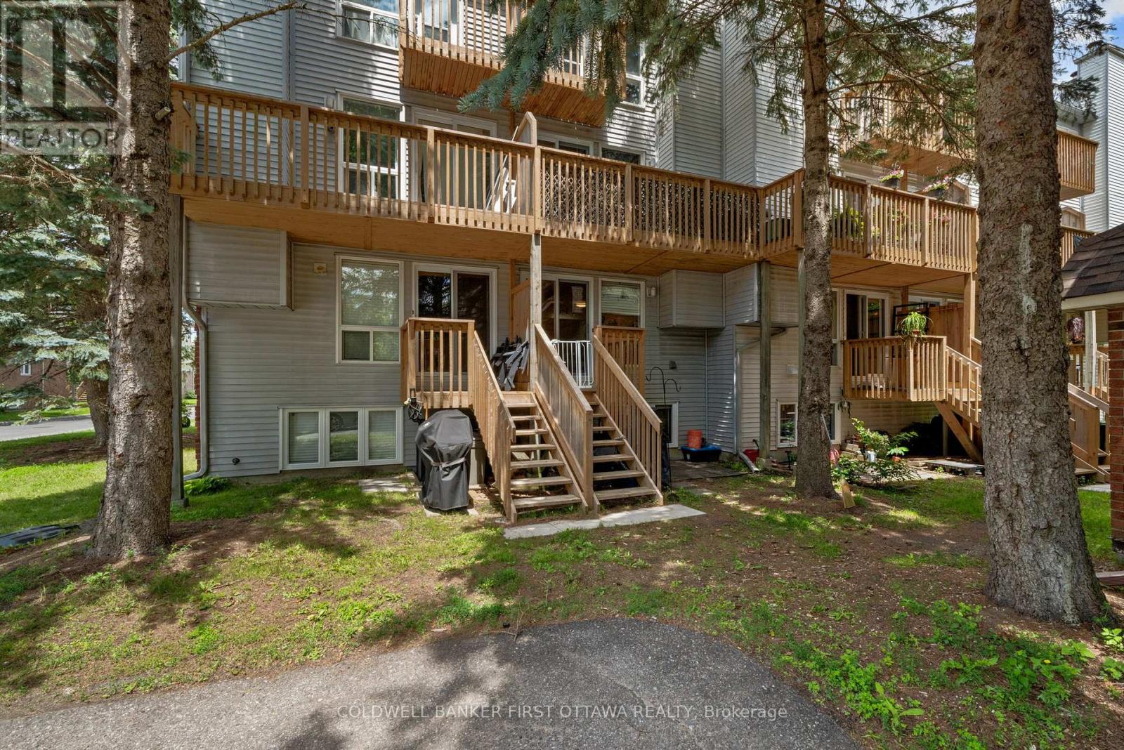 386 BRISTON PRIVATE - Image 28